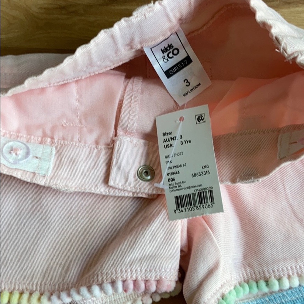 Anko girl’s multicolored pom pom pink shorts - Picture 5 of 7